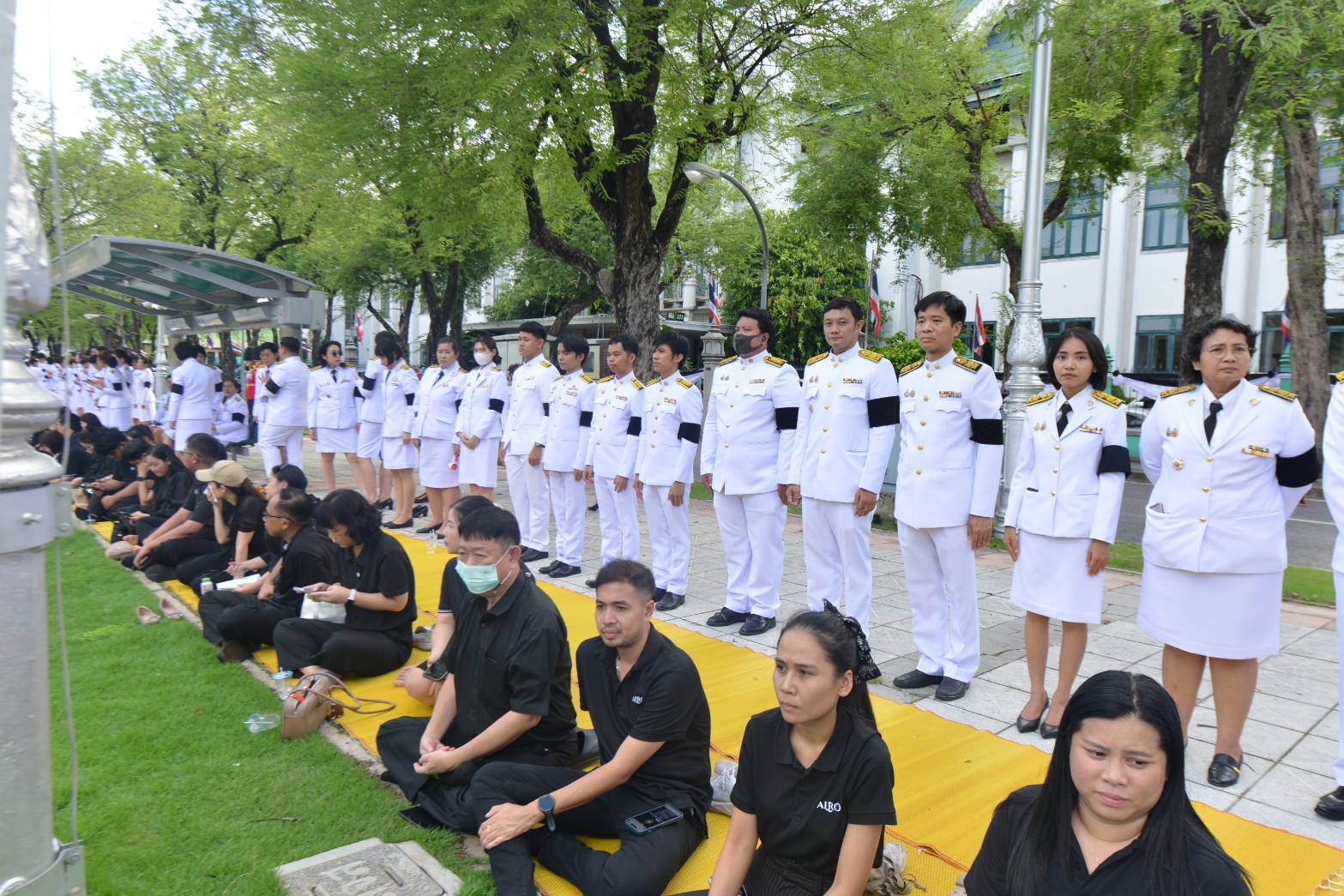 title - ส.ป.ก. ร่วมเข้าเฝ้าฯ และน้อมส่งเสด็จในการเคลื่อนขบวนอัญเชิญพระศพ สมเด็จพระเจ้าลูกเธอเจ้าฟ้าพัชรกิติยาภา นเรนทิราเทพยวดี กรมหลวงราชสาริณีสิริพัชร มหาวัชรราชธิดา สู่พระบรมมหาราชวัง
